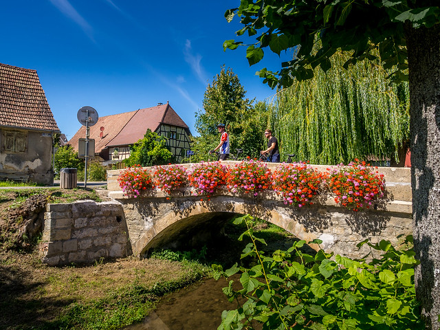 Joli pont en pierres à Hirsingue